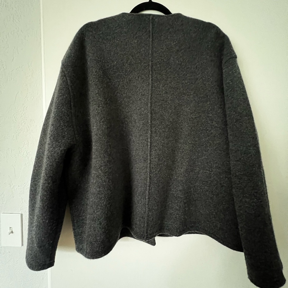 Massimo Dutti Charcoal Knit Jacket with Toggle Button Closure - Picture 4 of 5